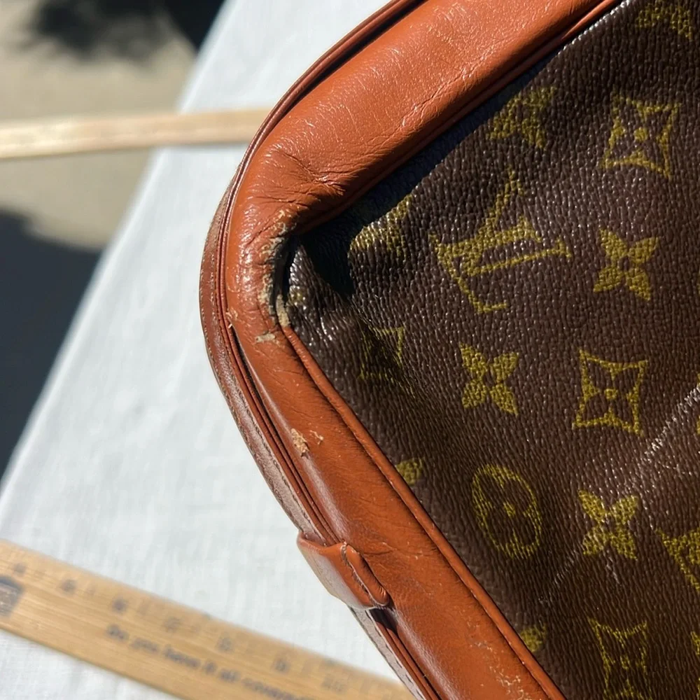 Louis Vuitton Brown Monogram Crossbody Bag - Picture 14 of 16